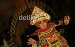 Romantisme Keraton Dalam Sendra Tari Legong