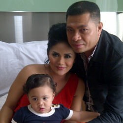 Krisdayanti Melahirkan, Ashanty Ikut Bahagia