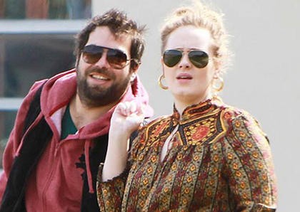 Telat Buat Akta Kelahiran Anaknya, Adele Terancam Denda Belasan Juta