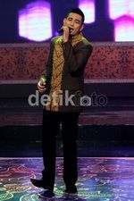 Penampilan Ciamik Rio Febrian