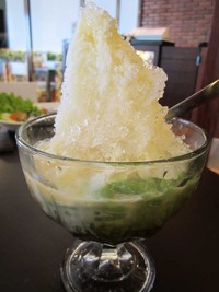 Untuk dessertnya ada es durian cendol (Rp.21.500) yang jadi dessert andalannya.