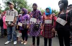 Perempuan Protes Poligami