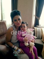 Ini Dia Foto Perdana Anak Kedua KD & Raul Lemos