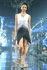 Arantxa adi Collection 2013 Re-Invite at Grand Ballroom Hotel Kempinski. Grand Indonesia. Jakarta. [Foto: Mohammad Abduh/Wolipop]