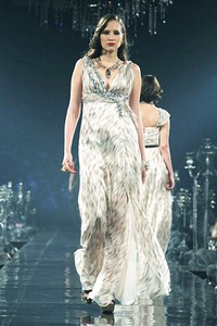 Arantxa adi Collection 2013 Re-Invite at Grand Ballroom Hotel Kempinski. Grand Indonesia. Jakarta. [Foto: Mohammad Abduh/Wolipop]