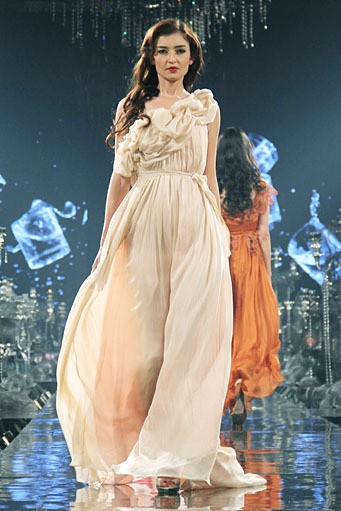 Arantxa adi Collection 2013 Re-Invite at Grand Ballroom Hotel Kempinski. Grand Indonesia. Jakarta. [Foto: Mohammad Abduh/Wolipop]