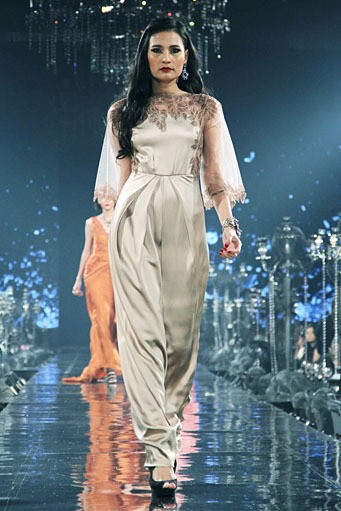 Arantxa adi Collection 2013 Re-Invite at Grand Ballroom Hotel Kempinski. Grand Indonesia. Jakarta. [Foto: Mohammad Abduh/Wolipop]