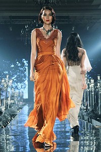 Arantxa adi Collection 2013 Re-Invite at Grand Ballroom Hotel Kempinski. Grand Indonesia. Jakarta. [Foto: Mohammad Abduh/Wolipop]