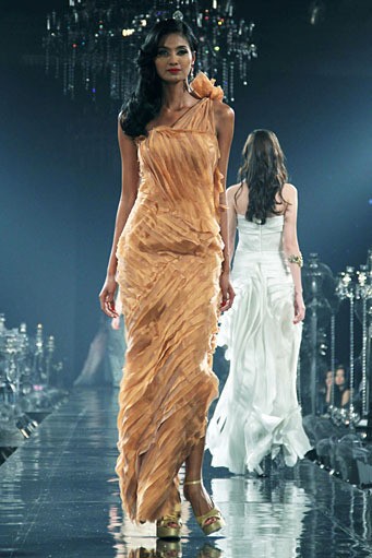 Arantxa adi Collection 2013 Re-Invite at Grand Ballroom Hotel Kempinski. Grand Indonesia. Jakarta. [Foto: Mohammad Abduh/Wolipop]