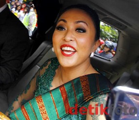 Majelis Hakim Curigai Ketenangan Angie di TPF FPD