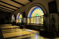 Ada ribuan karya seni sejak abad XVI yang bisa dinikmati. Lukisan dan patung-patung santo akan membawa turis ke keagungan masa silam (Ine/detikTravel)