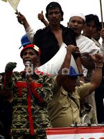 Hercules Nongol di Demo Kades