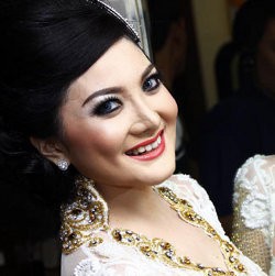 Kiki Amalia Ternyata Belum Punya Anak