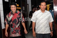 Kak Seto Mulyadi saat ditemui di Polres Metro Ciputat, Tangerang Selatan, Banten, Kamis (13/12/2012) pukul 21.17 WIB.