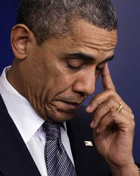 Presiden AS Barack Obama juga mengungkapkan rasa bela sungkawanya. REUTERS/Yuri Gripas.