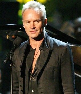Sting Ikut Jadi Alasan Guns N Roses Tunda Konser Malam Ini?