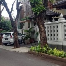 Antisipasi Demo, 100 Orang Polisi Jaga Rumah Anas di Duren Sawit
