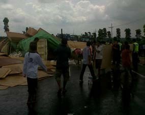 Kecelakaan Beruntun 3 Truk, Pantura Macet Total