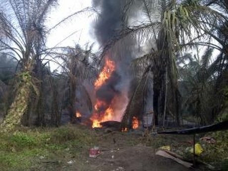 Ketinggian Api di Sumur Minyak yang Terbakar di Langkat Tinggal 2 Meter