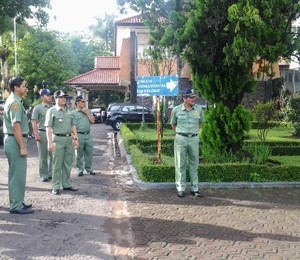 Pimpin Apel PNS Setelah Absen Beberapa Pekan, Aceng Minta Maaf