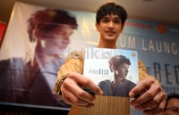 Dalam mempromosikan album perdananya itu, personel grup vokal BBB bekerjasama dengan restoran cepat saji Texas Chicken.