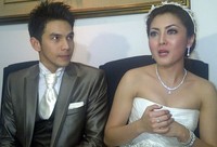 Keduanya pun akan segera berangkat ke New York untuk berbulan madu.