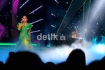 Rambut Kotak-kotak Syahrini