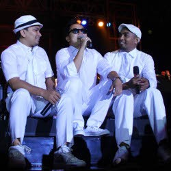 Trio Lestari Sedih Batal Manggung