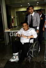 Berkursi Roda, Dendy Kembali Diperiksa KPK