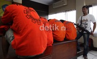 4 Tersangka diamankan dalam kasus ini.