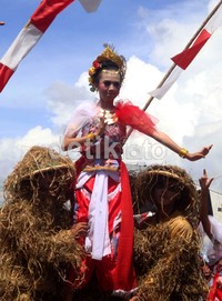 Tari tradisional memeriahkan hari jadi Kabupaten Purbalingga yang ke 182.