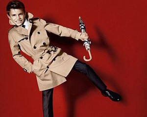 Wah, Putra Kedua David Beckham Jadi Model Iklan Burberry