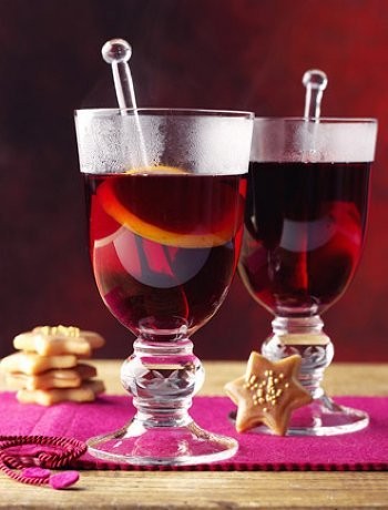Nikmat Segar Eggnog, Julmust, dan Gluhwein di Hari Natal!