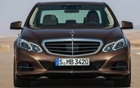 Mercedes-Benz E-Class model tahun 2014 ini menurut rencana akan diperlihatkan di Detroit Auto Show di Januari 2013 yang akan segera dijual pertengahan tahun yang sama. (dok. Mercedes)