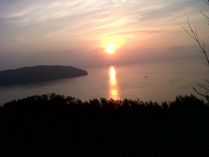 sunrise dari puncak anak krakatau