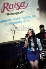 Melangkah, Video Klip Terbaru Raisa