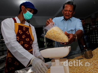 Di Sini Tempe Diproduksi Secara Modern