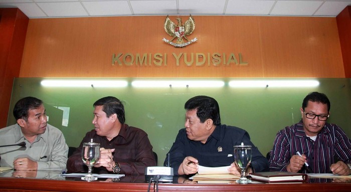 2012 Tahun Harmonis KY-MA, Momentum Bersih-bersih Lembaga Peradilan