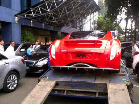 Akhirnya Ferrari Listrik Tiba di Jakarta