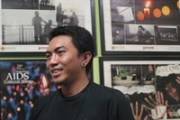 Humas Rumah Cemara, Karmala Wardhani alias Bonang mengatakan bahwa penularan HIV melalui darah hanya terjadi apabila ada luka yang menjadi pintu keluar dan pintu masuk bagi virus. Jika hanya salah satu yang terluka, maka kemungkinan penularannya sangat kecil. (Foto: detikHealth)
