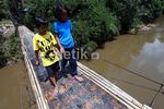 Jembatan Srengseng Sawah Diperbaiki
