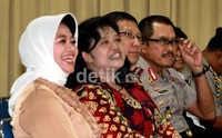 Dalam diskusi ini, para narasumber memaparkan pandanganya soal penanganan kasus kekerasan atas nama agama sepanjang 2012.