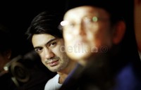 Reza sempat termenung saat mendengarkan pemaparan BJ Habibie.