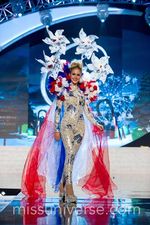 10 Kostum Nasional Terbaik di Miss Universe 2012