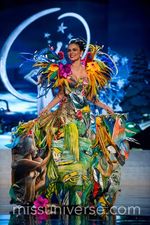 5 Perempuan Cantik di 5 Besar Miss Universe 2012