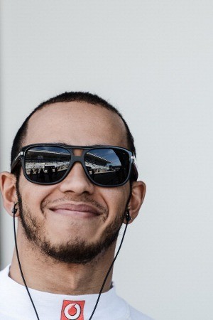 Kedatangan Hamilton Menambah Tekanan untuk Mercedes