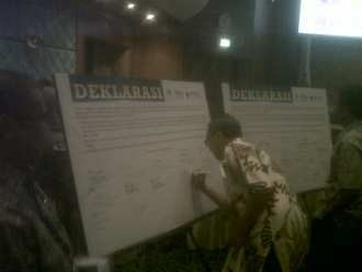  Hebat! PLN & 35 Rekanan Deklarasikan Bersih dari Korupsi 