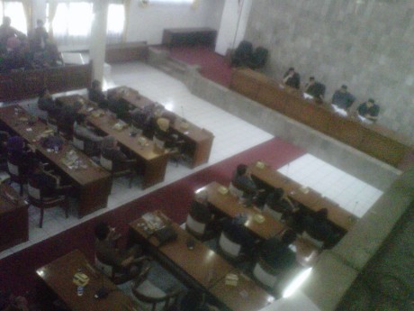 Fraksi Golkar DPRD Garut: Ajukan Pemakzulan Aceng ke MA!