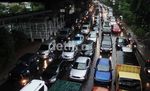 Kawasan Cawang Macet Total