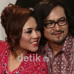 Berat Badan Melonjak, Nunung Bantah Hamil 3 Bulan